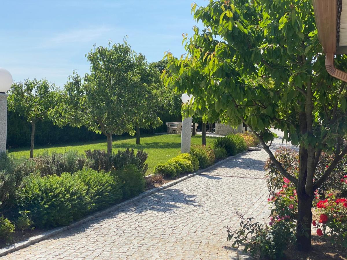 Gites Des Sablons Châtillon-sur-Marne Buitenkant foto